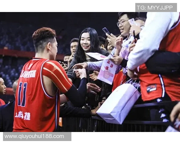 林葳校友实力强大包括鸭王狄龙及WNBA同年状元榜眼